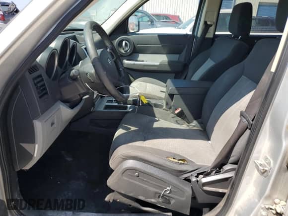 2008 Dodge Nitro SLT with VIN 1D8GT58K48W235584, listed as a Copart auction lot 84613424 with 219,494 mi miles and Salvage title. Bid and sale history available at DreamBid. Image 7.