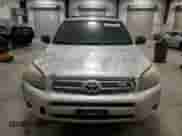 2008 Toyota RAV4 Sport with VIN JTMBK32V385041377, listed as a Copart auction lot 82623335 with 258,215 mi miles and Clean title. Bid and sale history available at DreamBid. Image 5.