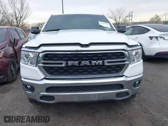 2024 Ram 1500 Big Horn z VIN 1C6SRFFT6RN115065, wystawiony jako IAAI lot #41997639 z przebiegiem 15 453 mil mil oraz . Historia ofert i sprzedaży dostępna na DreamBid. Obrazek 13.