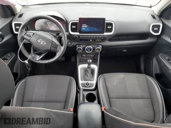 2024 Hyundai Venue Limited z VIN KMHRC8A34RU302429, wystawiony jako Copart lot #81820225 z przebiegiem 17 821 mil mil oraz Szkoda całkowita • Salvage title. Historia ofert i sprzedaży dostępna na DreamBid. Obrazek 8.