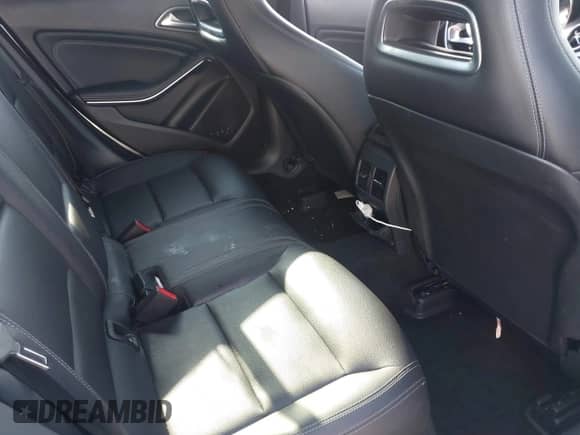 2019 Mercedes-Benz CLA 250 с VIN WDDSJ4EB5KN740274, выставлен на аукционе IAAI как лот 43238736 с пробегом 79 722 миль миль и . История ставок и продаж доступна на DreamBid. Изображение 8.