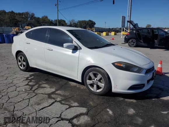 2016 Dodge Dart SXT with VIN 1C3CDFBB4GD629643, listed as a Copart auction lot 82428435 with 148,350 mi miles and Salvage title. Bid and sale history available at DreamBid. Image 4.