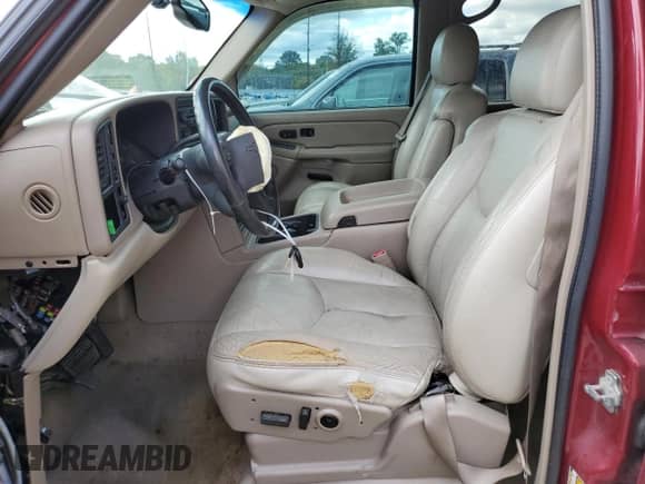 2004 Chevrolet Suburban Z71 с VIN 3GNFK16Z34G208897, выставлен на аукционе Copart как лот 72080464 с пробегом 261 882 миль миль и На запчасти • Non repairable. История ставок и продаж доступна на DreamBid. Изображение 7.