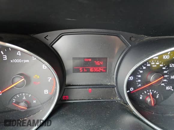 2016 Kia Sedona L with VIN KNDMA5C1XG6185696, listed as a Copart auction lot 90404955 with 163,624 mi miles and Clean title. Bid and sale history available at DreamBid. Image 8.