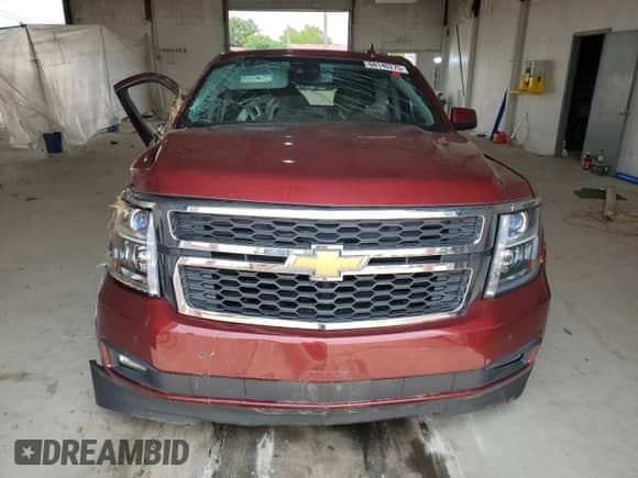 2017 Chevrolet Suburban LT z VIN 1GNSKHKCXHR223055, wystawiony jako Copart lot #60140275 z przebiegiem Nie podano mil oraz Szkoda całkowita • Salvage title. Historia ofert i sprzedaży dostępna na DreamBid. Obrazek 5.