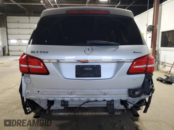 2018 Mercedes-Benz GLS 550 z VIN 4JGDF7DE8JB104185, wystawiony jako Copart lot #85959985 z przebiegiem 126 487 mil mil oraz Szkoda całkowita • Salvage title. Historia ofert i sprzedaży dostępna na DreamBid. Obrazek 6.