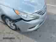 2014 Hyundai Sonata GLS z VIN 5NPEB4AC9EH910725, wystawiony jako IAAI lot #42262687 z przebiegiem 194 646 mil mil oraz . Historia ofert i sprzedaży dostępna na DreamBid. Obrazek 13.