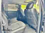 2013 Ram 1500 Sport z VIN 1C6RR7MT1DS569841, wystawiony jako Copart lot #90202275 z przebiegiem 117 488 mil mil oraz Czysty tytuł • Clean title. Historia ofert i sprzedaży dostępna na DreamBid. Obrazek 6.