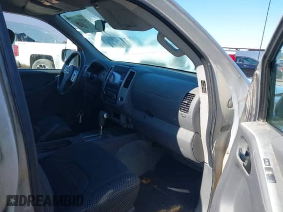 2017 Nissan Frontier SV with VIN 1N6DD0ER4HN741891, listed as a IAAI auction lot 41553247 with 172,708 mi miles and . Bid and sale history available at DreamBid. Image 5.