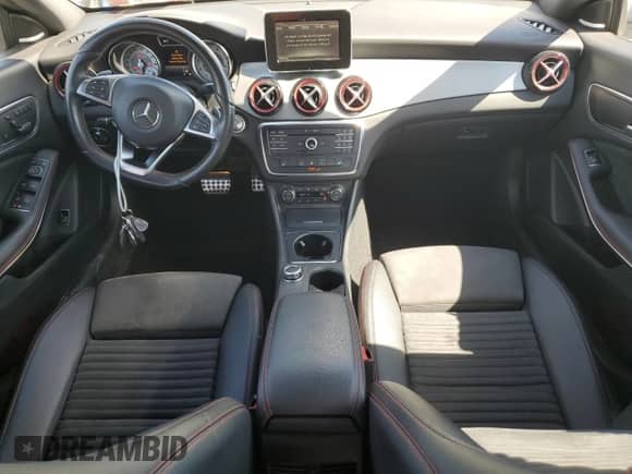 2016 Mercedes-Benz CLA 250 с VIN WDDSJ4EB4GN390076, выставлен на аукционе Copart как лот 89542195 с пробегом 37 961 миль миль и Списание • Salvage title. История ставок и продаж доступна на DreamBid. Изображение 8.