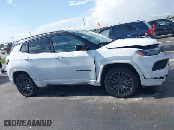 2024 Jeep Compass Limited z VIN 3C4NJDCN9RT581659, wystawiony jako IAAI lot #42752328 z przebiegiem 26 375 mil mil oraz . Historia ofert i sprzedaży dostępna na DreamBid. Obrazek 13.