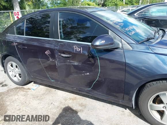 2015 Chevrolet Cruze LT с VIN 1G1PC5SB2F7143722, выставлен на аукционе IAAI как лот 43396495 с пробегом 139 018 миль миль и . История ставок и продаж доступна на DreamBid. Изображение 6.