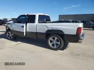 2001 Dodge 1500 с VIN 3B7HC12YX1G185822, выставлен на аукционе Copart как лот 80120654 с пробегом 240 515 миль миль и Списание • Salvage title. История ставок и продаж доступна на DreamBid. Изображение 2.