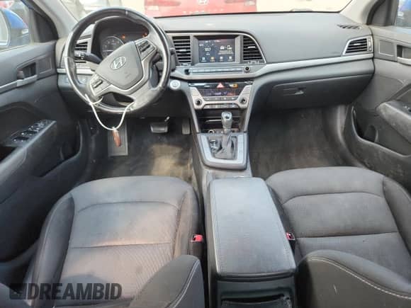 2017 Hyundai Elantra SE с VIN 5NPD84LF9HH147904, выставлен на аукционе Copart как лот 71633705 с пробегом 108 603 миль миль и Списание • Salvage title. История ставок и продаж доступна на DreamBid. Изображение 8.