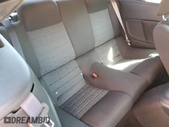 2006 Ford Mustang GT Deluxe с VIN 1ZVFT85H565217485, выставлен на аукционе Copart как лот 70504855 с пробегом 60 972 миль миль и Списание • Salvage title. История ставок и продаж доступна на DreamBid. Изображение 10.