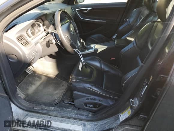 2014 Volvo S60 T6 with VIN YV1902FHXE1293885, listed as a Copart auction lot 61904664 with 105,151 mi miles and Salvage title. Bid and sale history available at DreamBid. Image 7.