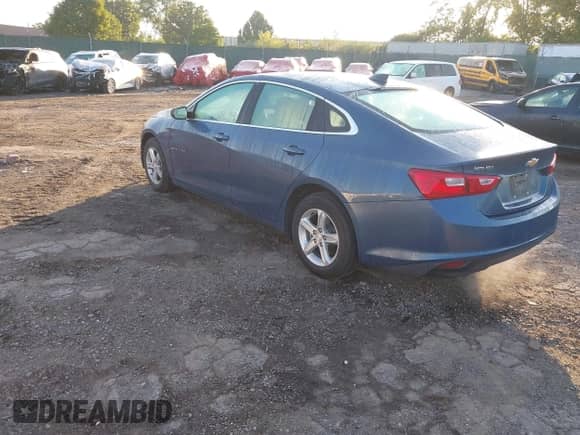 2024 Chevrolet Malibu LS с VIN 1G1ZC5ST7RF233928, выставлен на аукционе IAAI как лот 43261916 с пробегом 41 154 миль миль и . История ставок и продаж доступна на DreamBid. Изображение 3.