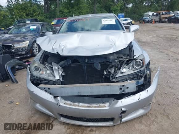 2011 Lexus IS 250 C z VIN JTHFF2C22B2514990, wystawiony jako IAAI lot #43072067 z przebiegiem 105 477 mil mil oraz . Historia ofert i sprzedaży dostępna na DreamBid. Obrazek 13.