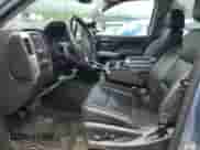 2015 Chevrolet Silverado 1500 LT z VIN 1GCVKREC3FZ389700, wystawiony jako Copart lot #59957585 z przebiegiem 108 938 mil mil oraz Czysty tytuł • Clean title. Historia ofert i sprzedaży dostępna na DreamBid. Obrazek 7.