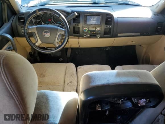 2007 GMC Sierra 1500 SLT z VIN 2GTEC13J671534478, wystawiony jako Copart lot #87047235 z przebiegiem 233 555 mil mil oraz Czysty tytuł • Clean title. Historia ofert i sprzedaży dostępna na DreamBid. Obrazek 8.