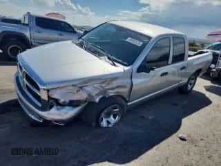 2003 Dodge 1500 ST z VIN 1D7HU18D43S322711, wystawiony jako Copart lot #69983535 z przebiegiem 159 568 mil mil oraz Szkoda całkowita • Salvage title. Historia ofert i sprzedaży dostępna na DreamBid. Obrazek 1.