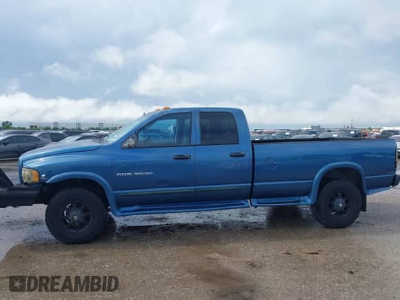 2004 Dodge 3500 ST with VIN 3D3LU38C64G106320, listed as a IAAI auction lot 42107561 with 212,259 mi miles and . Bid and sale history available at DreamBid. Image 14.