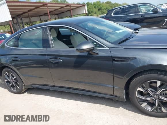 2025 Hyundai Sonata SEL with VIN KMHL64JA4SA498335, listed as a IAAI auction lot 43311289 with 9,234 mi miles and . Bid and sale history available at DreamBid. Image 13.