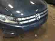 2013 Volkswagen Tiguan S с VIN WVGAV7AX0DW554003, выставлен на аукционе IAAI как лот 42820716 с пробегом 113 541 миль миль и . История ставок и продаж доступна на DreamBid. Изображение 6.
