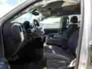 2018 Chevrolet Silverado 1500 LT z VIN 1GCVKREC0JZ180388, wystawiony jako Copart lot #56705505 z przebiegiem 113 827 mil mil oraz Szkoda całkowita • Salvage title. Historia ofert i sprzedaży dostępna na DreamBid. Obrazek 7.