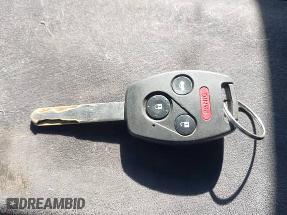 2003 Honda Accord LX with VIN JHMCM553X3C037897, listed as a IAAI auction lot 42184939 with 175,132 mi miles and . Bid and sale history available at DreamBid. Image 11.