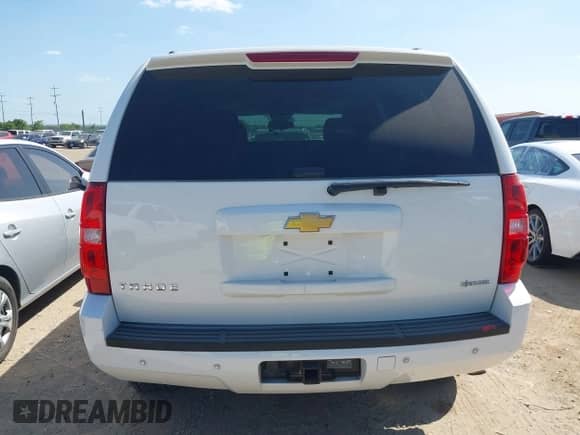 2013 Chevrolet Tahoe LT с VIN 1GNSCBE02DR338531, выставлен на аукционе IAAI как лот 42452375 с пробегом 105 425 миль миль и . История ставок и продаж доступна на DreamBid. Изображение 16.