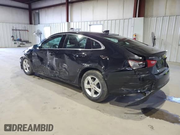 2024 Chevrolet Malibu LT with VIN 1G1ZD5ST2RF226060, listed as a Copart auction lot 90329215 with 32,379 mi miles and Clean title. Bid and sale history available at DreamBid. Image 2.