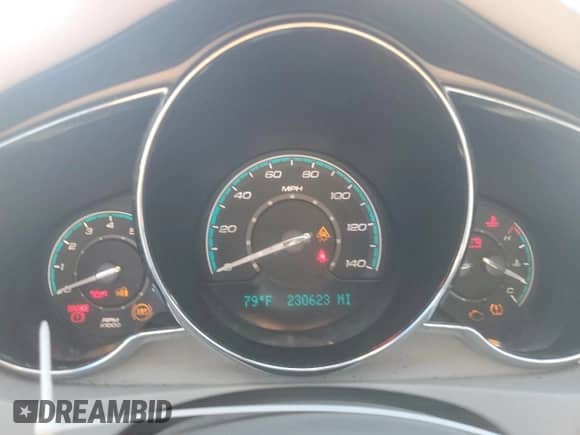 2010 Chevrolet Malibu 1LT с VIN 1G1ZC5EB7AF120584, выставлен на аукционе Copart как лот 82379905 с пробегом 230 623 миль миль и Списание • Salvage title. История ставок и продаж доступна на DreamBid. Изображение 9.