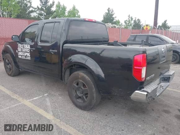 2006 Nissan Frontier LE with VIN 1N6AD07U06C467229, listed as a IAAI auction lot 42120082 with 205,286 mi miles and . Bid and sale history available at DreamBid. Image 3.