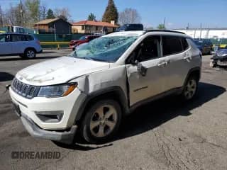 2017 Jeep Compass Latitude с VIN 3C4NJDBB4HT675115, выставлен на аукционе Copart как лот 54960005 с пробегом 109 152 миль миль и Списание • Salvage title. История ставок и продаж доступна на DreamBid. Изображение 1.