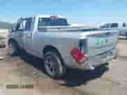 2011 Ram 1500 Big Horn z VIN 1D7RV1GT6BS603885, wystawiony jako IAAI lot #42756333 z przebiegiem 147 987 mil mil oraz . Historia ofert i sprzedaży dostępna na DreamBid. Obrazek 3.