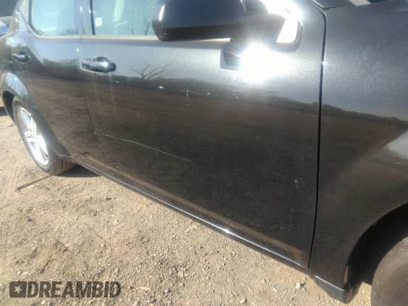 2009 Dodge Avenger SXT с VIN 1B3LC56B59N509660, выставлен на аукционе IAAI как лот 40607655 с пробегом 111 401 миль миль и . История ставок и продаж доступна на DreamBid. Изображение 12.