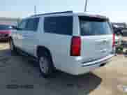 2019 Chevrolet Suburban LT z VIN 1GNSCHKC3KR347317, wystawiony jako IAAI lot #42513312 z przebiegiem 108 603 mil mil oraz . Historia ofert i sprzedaży dostępna na DreamBid. Obrazek 3.