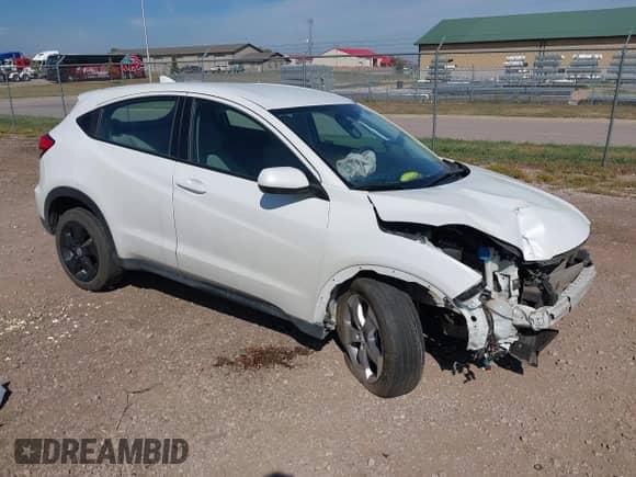 2022 Honda HR-V LX с VIN 3CZRU6H35NM725752, выставлен на аукционе IAAI как лот 43202555 с пробегом 73 845 миль миль и . История ставок и продаж доступна на DreamBid. Изображение 1.