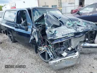 1989 Chevrolet Blazer с VIN 1GNEV18K1KF117323, выставлен на аукционе IAAI как лот 42010248 с пробегом Не указан миль и . История ставок и продаж доступна на DreamBid. Изображение 1.