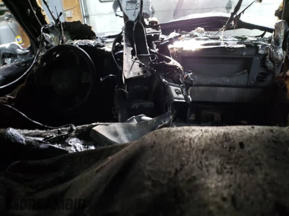 2008 Jeep Commander Sport с VIN 1J8HG48N18C231059, выставлен на аукционе Copart как лот 57454035 с пробегом Не указан миль и Чистый • Clean title. История ставок и продаж доступна на DreamBid. Изображение 8.
