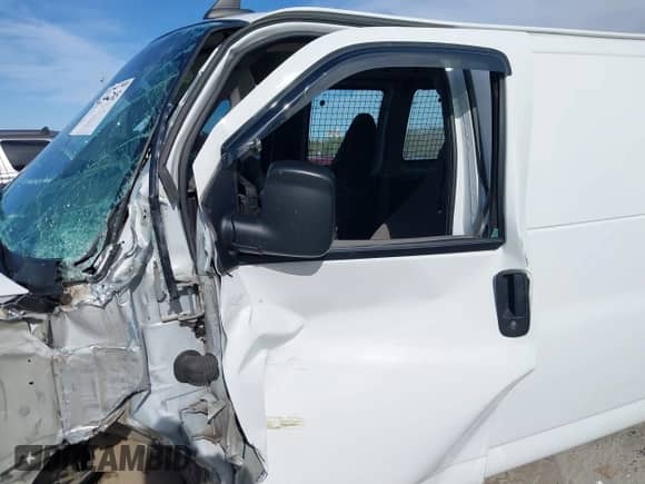 2020 Chevrolet Express Cargo с VIN 1GCWGBFG2L1153290, выставлен на аукционе IAAI как лот 41564303 с пробегом 188 279 миль миль и . История ставок и продаж доступна на DreamBid. Изображение 18.