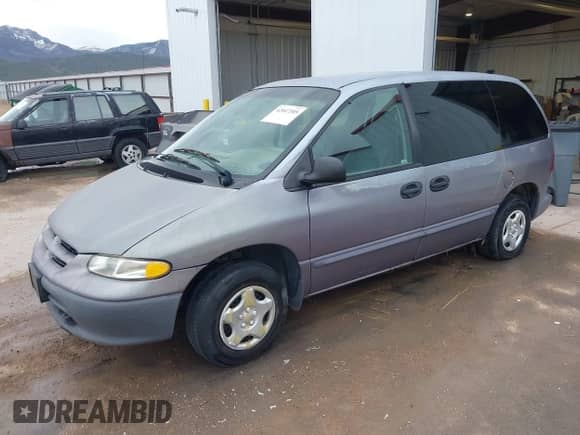 1997 Dodge Caravan z VIN 2B4FP2532VR226510, wystawiony jako IAAI lot #42047305 z przebiegiem Nie podano mil oraz . Historia ofert i sprzedaży dostępna na DreamBid. Obrazek 17.