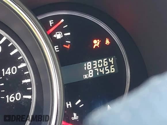 2014 Nissan Murano SV with VIN JN8AZ1MW2EW533118, listed as a IAAI auction lot 43085162 with 183,064 mi miles and . Bid and sale history available at DreamBid. Image 15.