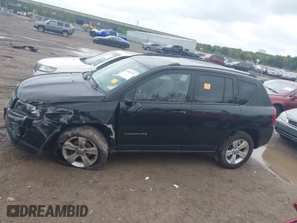 2015 Jeep Compass Latitude with VIN 1C4NJCEB6FD418613, listed as a IAAI auction lot 43309792 with 113,088 mi miles and . Bid and sale history available at DreamBid. Image 15.