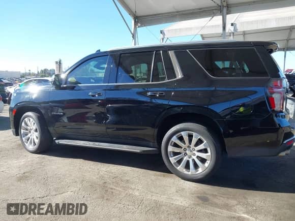 2021 Chevrolet Tahoe Premier с VIN 1GNSKSKD4MR428242, выставлен на аукционе IAAI как лот 41142345 с пробегом 27 490 миль миль и . История ставок и продаж доступна на DreamBid. Изображение 14.