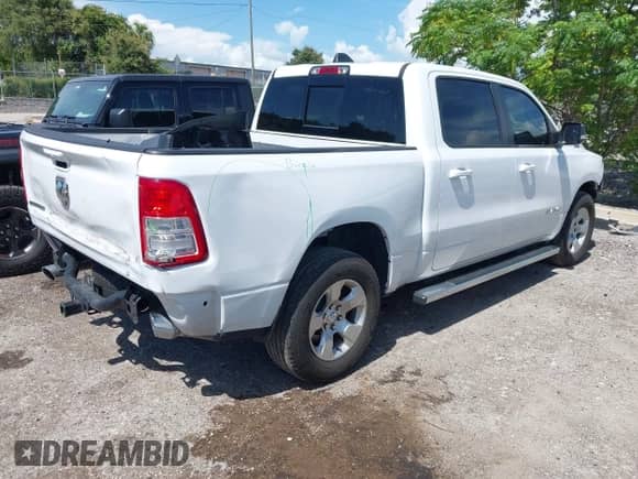 2022 Ram 1500 Big Horn с VIN 1C6RREFT2NN125613, выставлен на аукционе IAAI как лот 42920058 с пробегом 114 431 миль миль и . История ставок и продаж доступна на DreamBid. Изображение 4.
