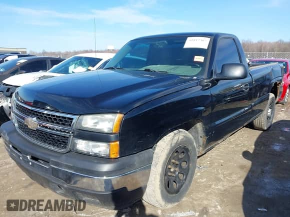 2006 Chevrolet Silverado 1500 Work Truck с VIN 3GCEC14X76G213817, выставлен на аукционе IAAI как лот 41817367 с пробегом 181 860 миль миль и . История ставок и продаж доступна на DreamBid. Изображение 2.