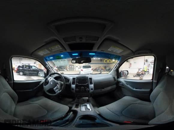 2015 Nissan Frontier SL with VIN 1N6AD0FV9FN733801, listed as a IAAI auction lot 41872500 with 219,789 mi miles and . Bid and sale history available at DreamBid. Image 18.