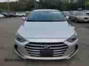 2018 Hyundai Elantra SE z VIN 5NPD74LF0JH234860, wystawiony jako Copart lot #81209755 z przebiegiem 74 323 mil mil oraz Szkoda całkowita • Salvage title. Historia ofert i sprzedaży dostępna na DreamBid. Obrazek 5.
